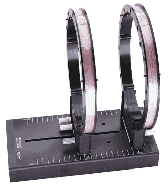 Helmholtz spoler, montert på baseplate